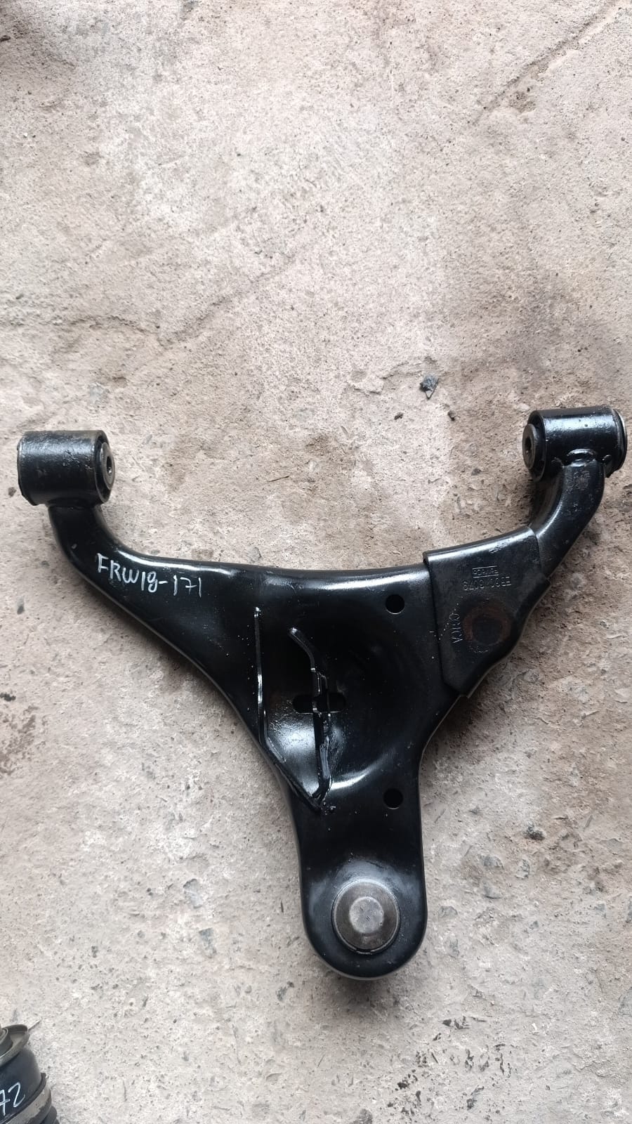 Brazo de suspensión inferior delantero