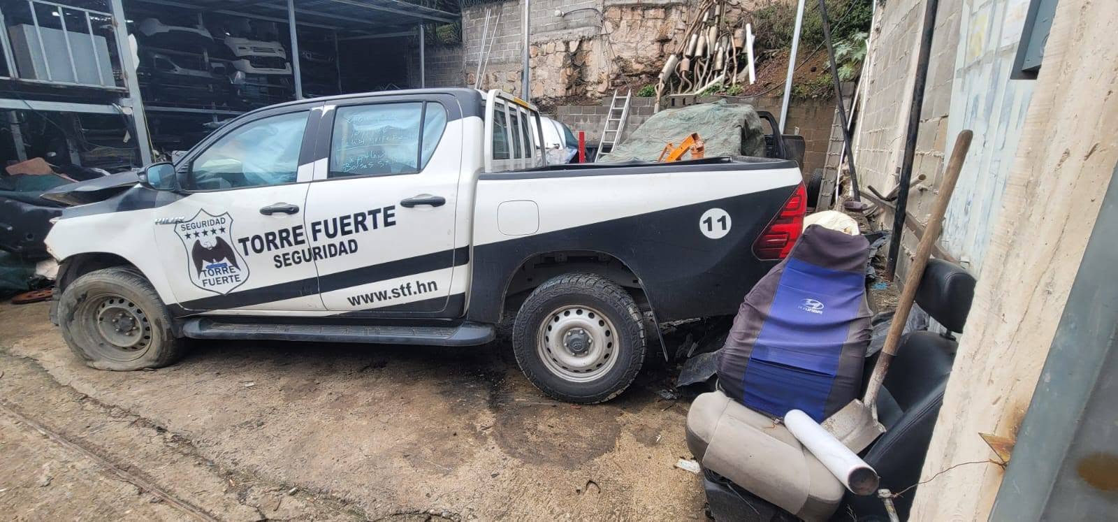 Toyota Hilux 2023, foto 4 de 4